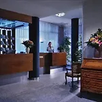 호텔 Palace 3*