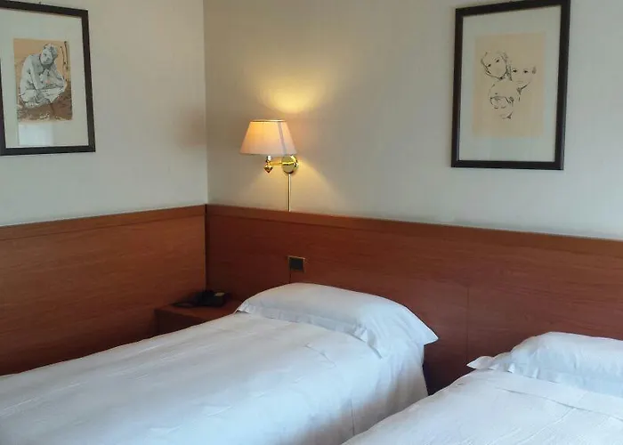 Palace Hotel 3*