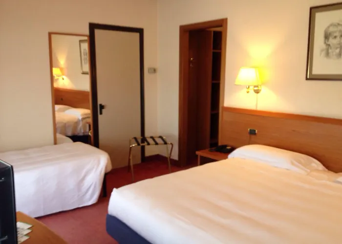 Palace Hotel 3*